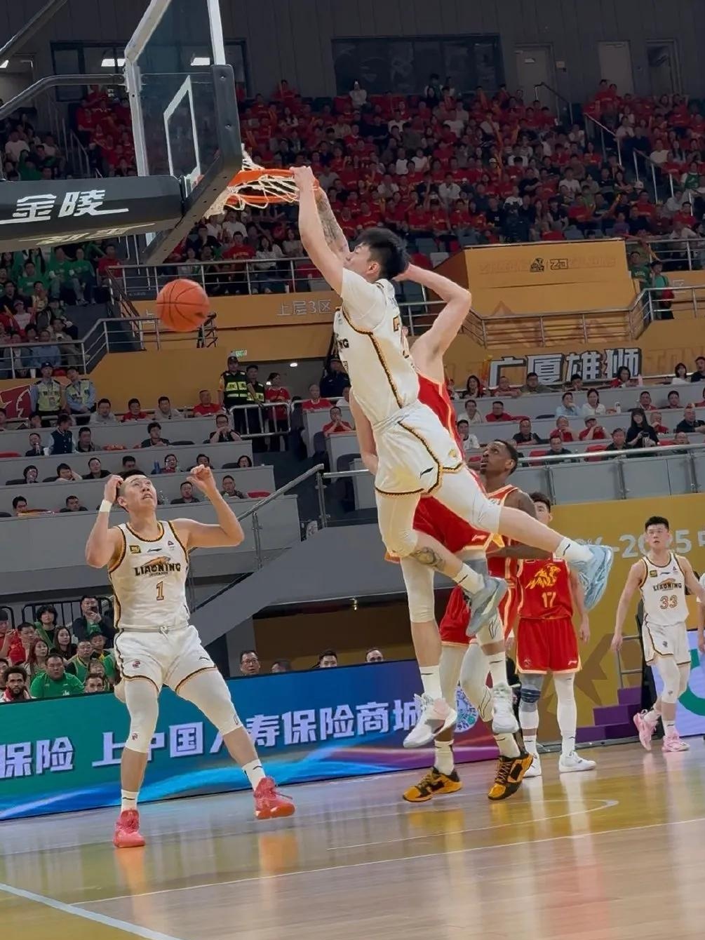 爱游戏下载-勇士绝杀尼克斯，张镇麟状态火热