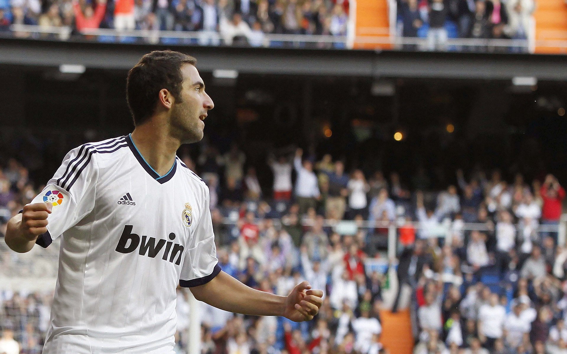 爱游戏tv-萨内爆发，厄瓜多尔一波带走克罗地亚，南美风暴如何撕裂欧洲铁壁